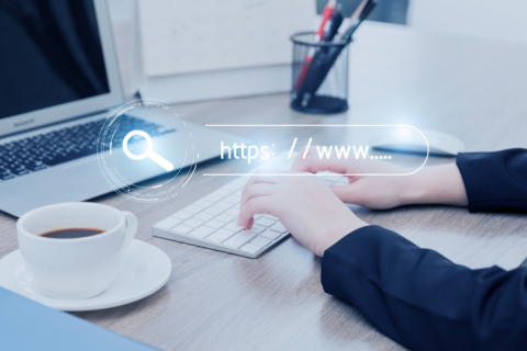 拉薩旅游網(wǎng)站制作、旅游行業(yè)網(wǎng)站建設(shè)有哪些好的解決方案？